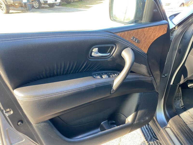2015 Infiniti QX80