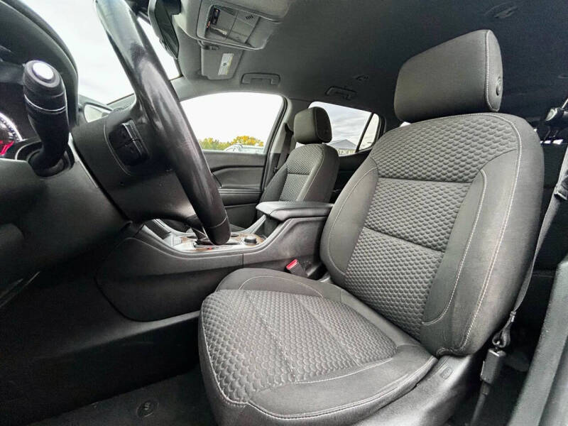 2018 GMC Acadia SLE-2