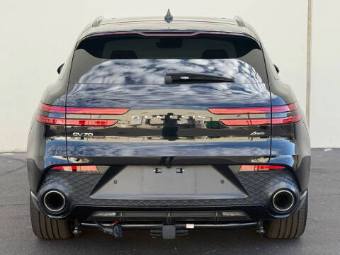 2024 Genesis GV70 2.5T Standard