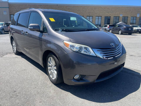 2013 Toyota Sienna for sale at Gallery Auto Sales and Repair Corp. in Bronx NY