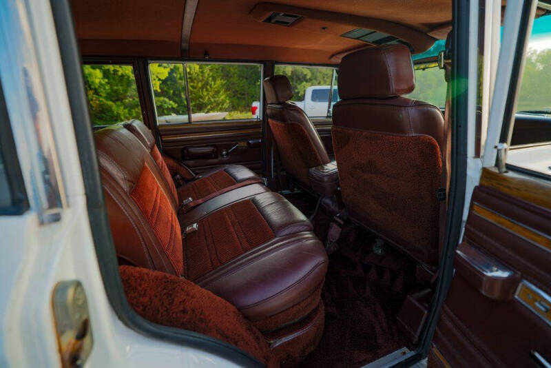 1989 Jeep Grand Wagoneer