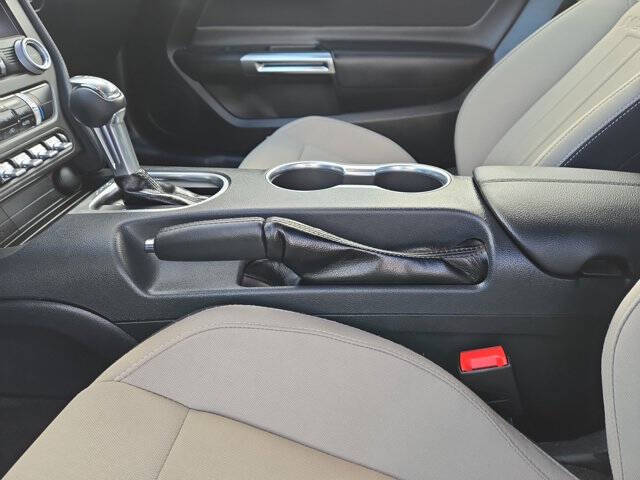 2022 Ford Mustang EcoBoost