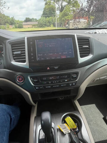 2017 Honda Pilot EX