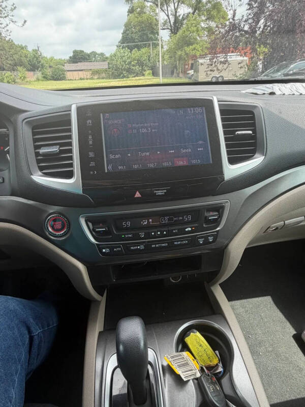 2017 Honda Pilot EX