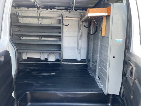 2017 Chevrolet Express 2500