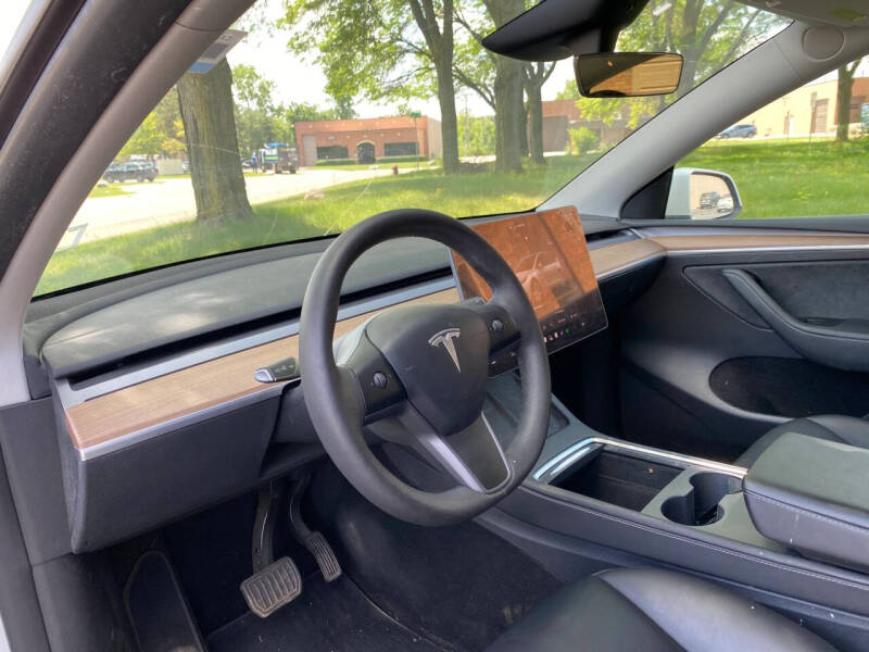 2024 Tesla Model Y Long Range