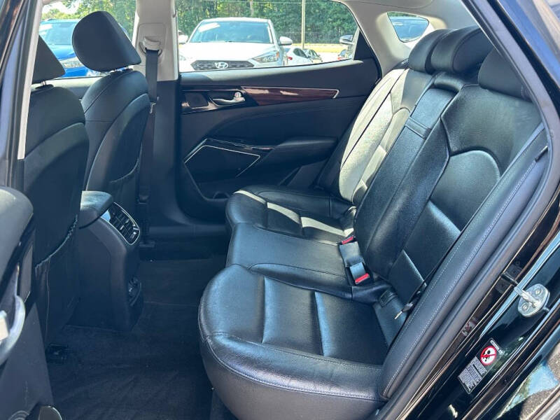 2019 Kia Cadenza Premium