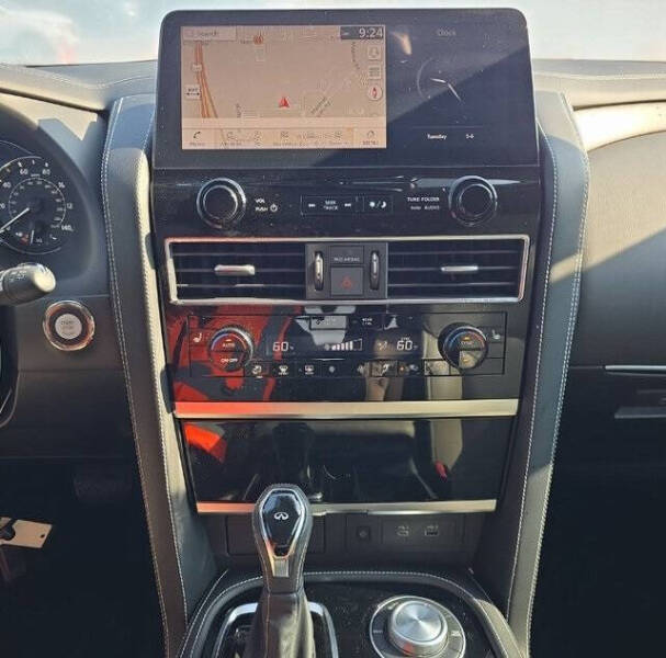 2023 Infiniti QX80 Premium Select