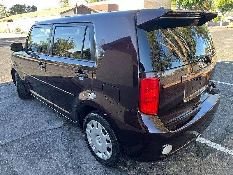 2008 Scion xB