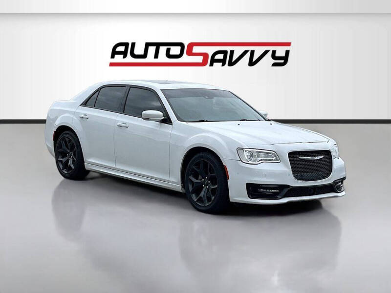 2023 Chrysler 300 S V8