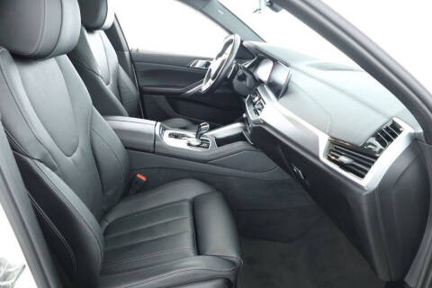 2022 BMW X6 xDrive40i