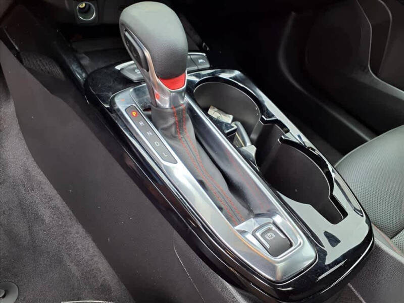 2025 Chevrolet Trax RS