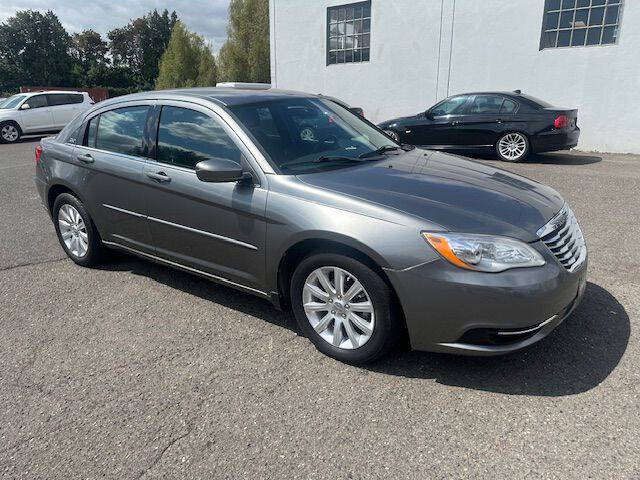 2013 Chrysler 200 Touring
