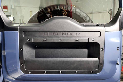 2023 Land Rover Defender 90 S