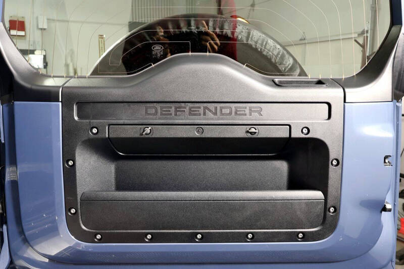 2023 Land Rover Defender 90 S