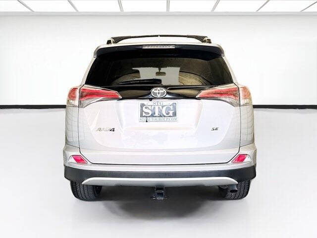 2016 Toyota RAV4 SE