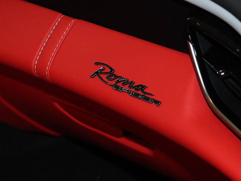 2024 Ferrari Roma Spider