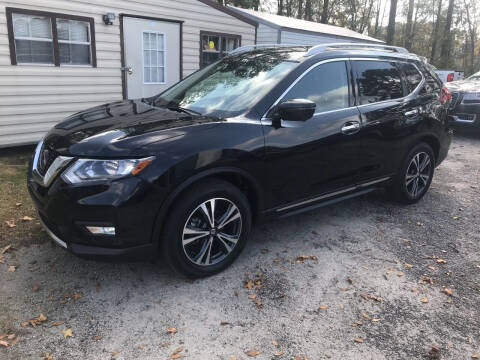 2018 Nissan Rogue for sale at Baileys Truck and Auto Sales in Effingham SC