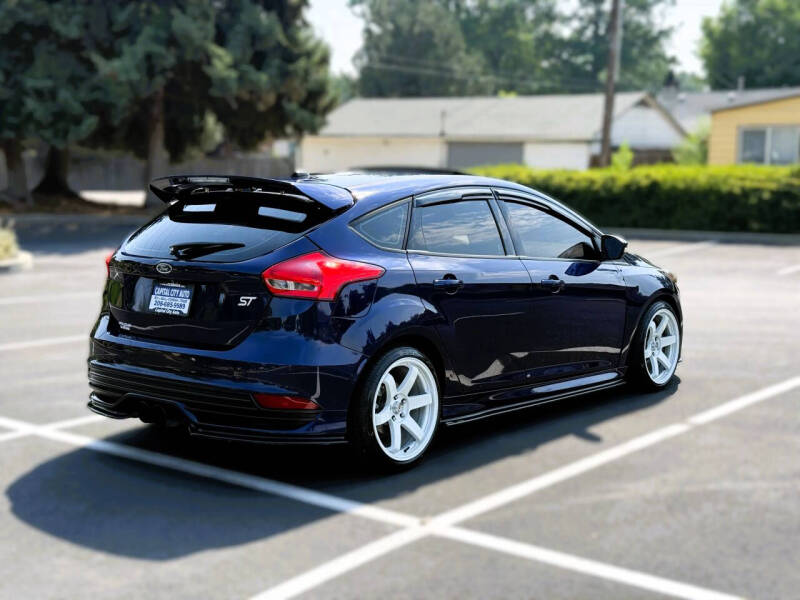 2017 Ford Focus ST
