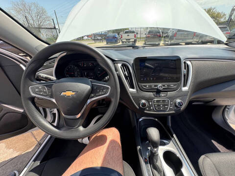 2022 Chevrolet Malibu LT