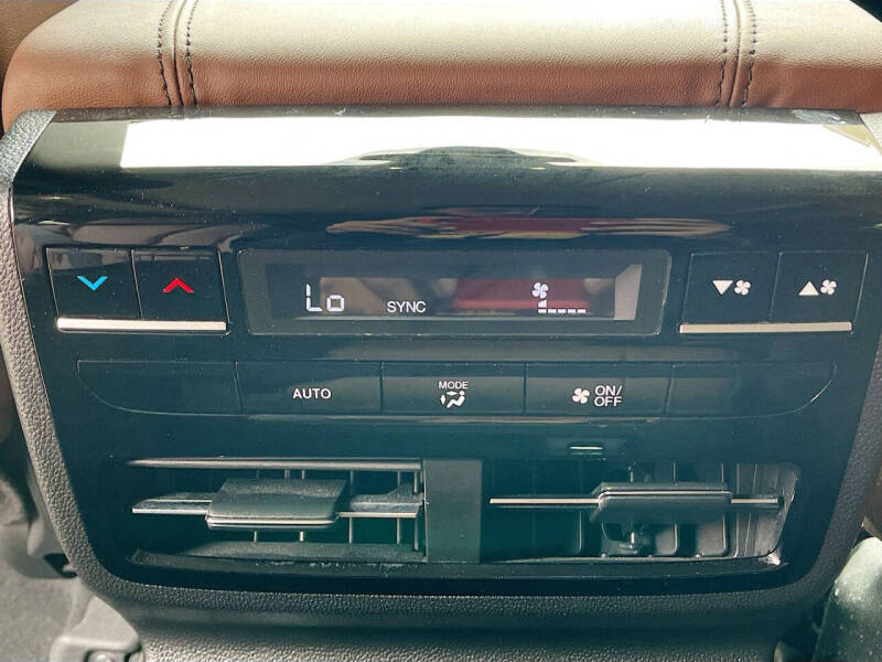 2024 Acura MDX w/Tech