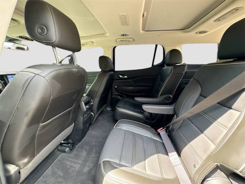 2020 GMC Acadia Denali