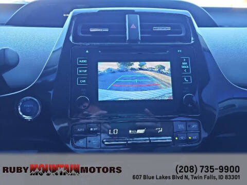 2019 Toyota Prius LE