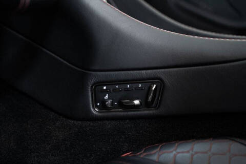 2015 Aston Martin Vanquish Volante