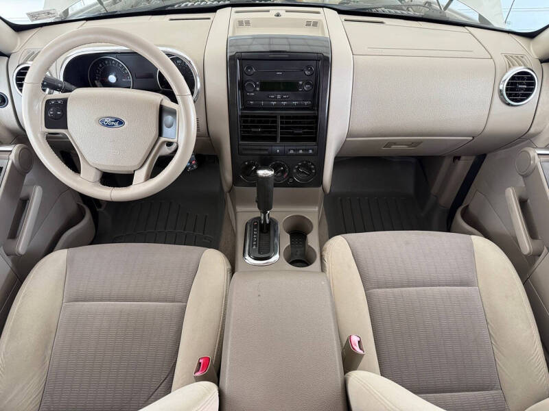 2007 Ford Explorer XLT