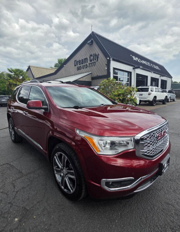 2017 GMC Acadia Denali