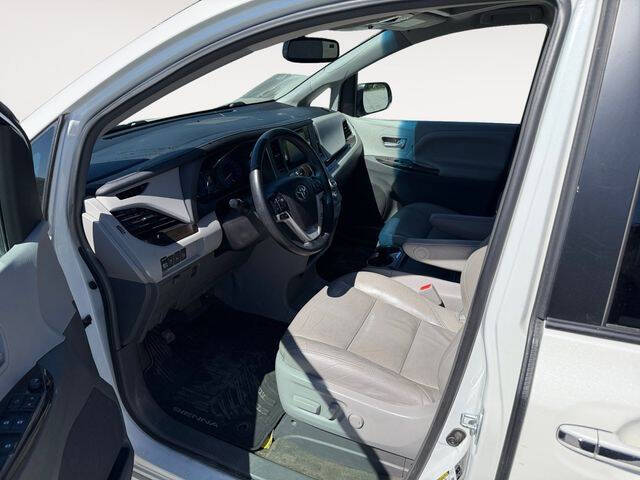 2017 Toyota Sienna