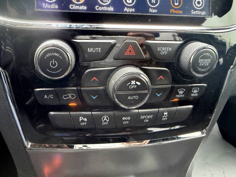 2019 Jeep Grand Cherokee Upland