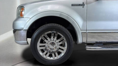 2008 Lincoln Mark LT