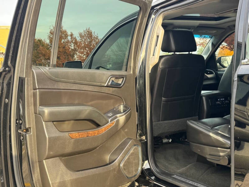 2017 Chevrolet Suburban LT