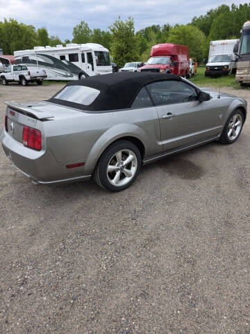 2009 Ford Mustang GT Deluxe