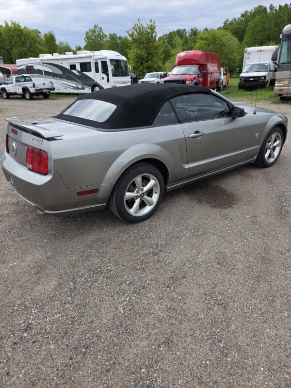 2009 Ford Mustang GT Deluxe