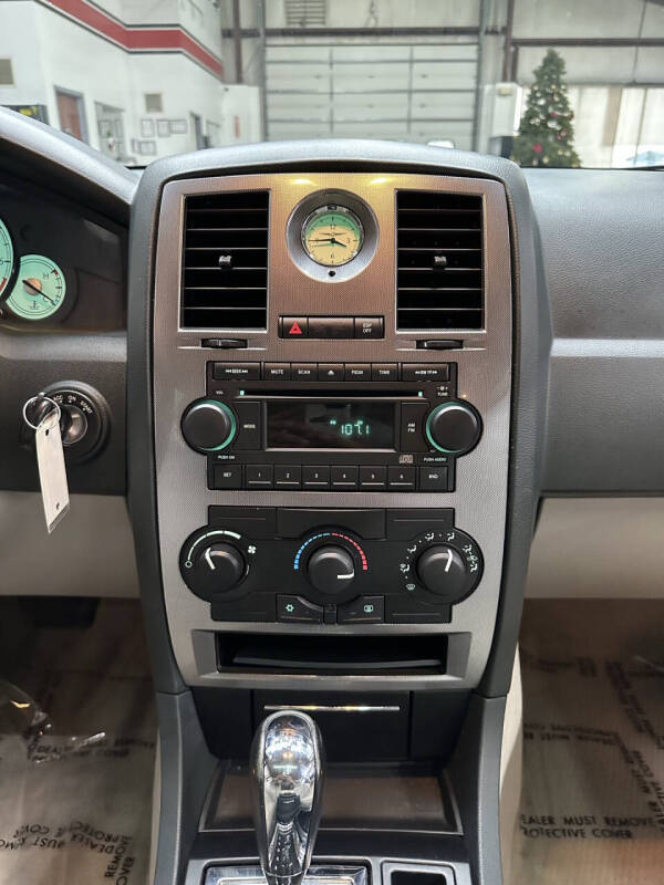 2005 Chrysler 300 Touring