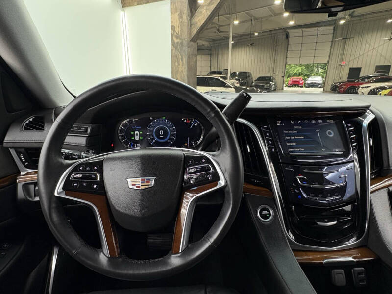 2017 Cadillac Escalade Premium Luxury