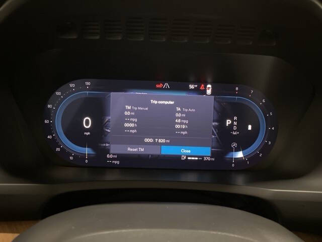 2025 Volvo XC90 B6 Plus Bright Theme 7P