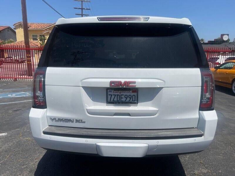 2016 GMC Yukon XL SLT