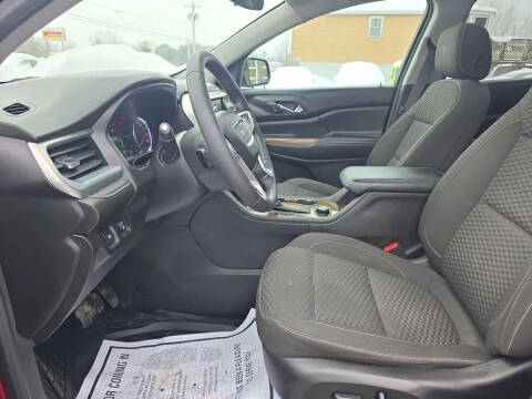 2017 GMC Acadia SLE-2