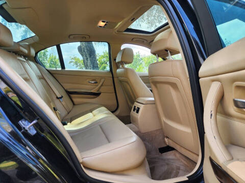 2011 BMW 3 Series 328i