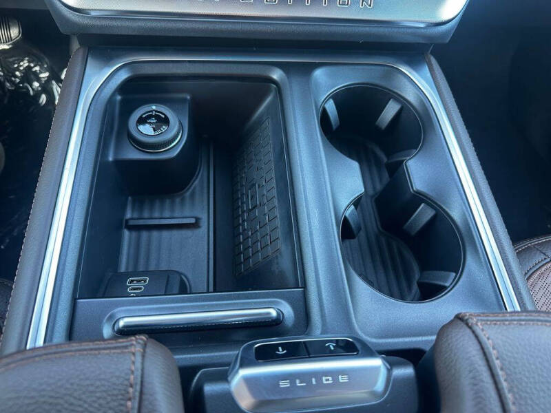 2025 Ford Expedition King Ranch