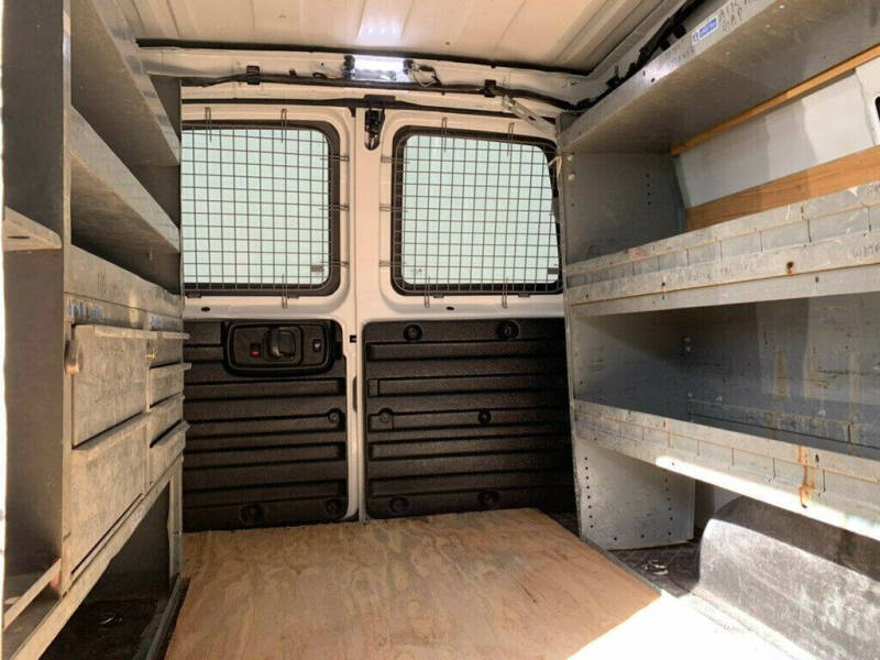 2022 GMC Savana 2500