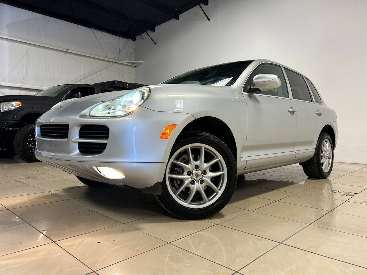 Porsche cayenne deals s 2005 price