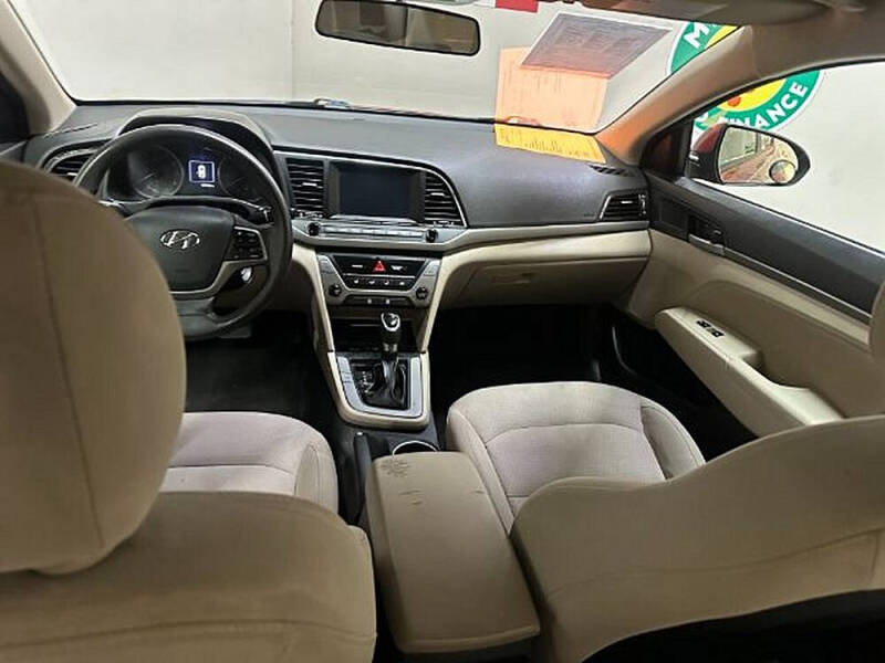 2018 Hyundai Elantra