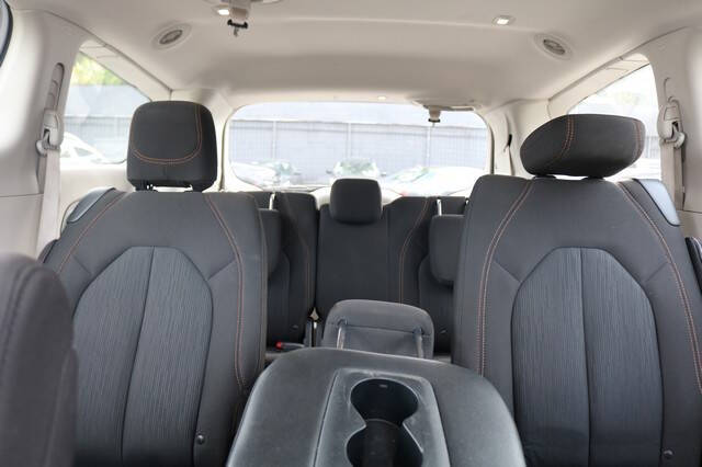 2017 Chrysler Pacifica Touring