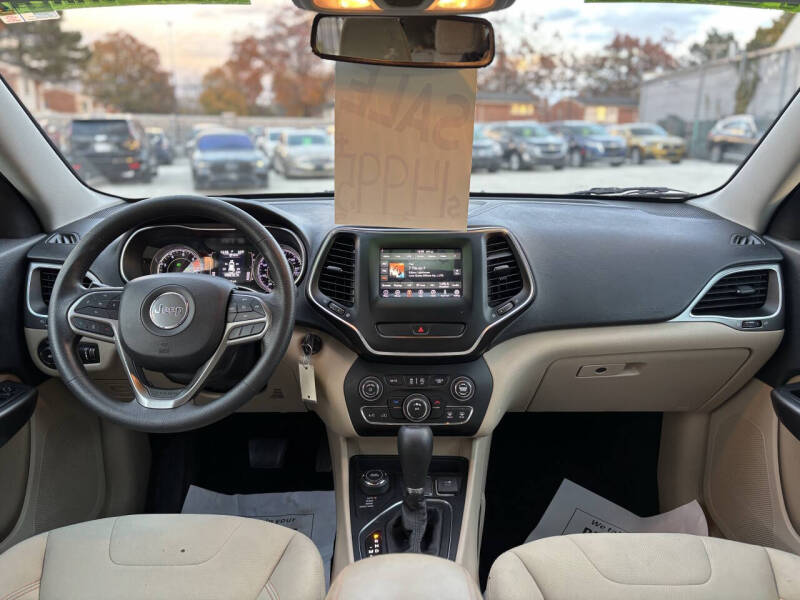 2019 Jeep Cherokee Latitude