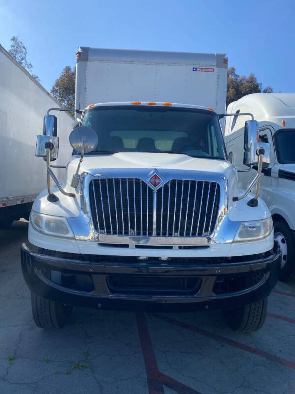 2018 International DuraStar 4300 for sale at Big Blaze Trucks And Cars in Westminster CA