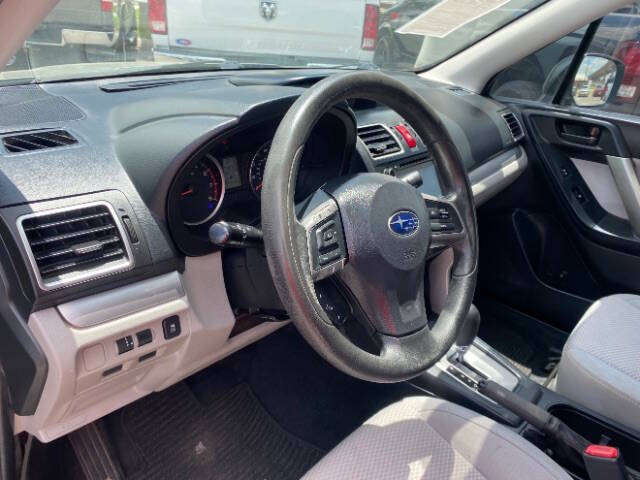 2016 Subaru Forester 2.5i